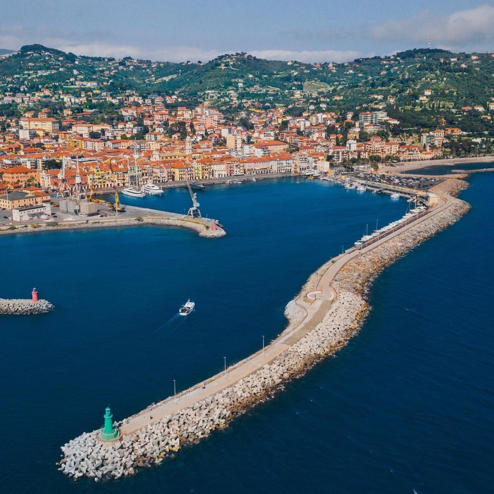 Il porto di Oneglia, Imperia